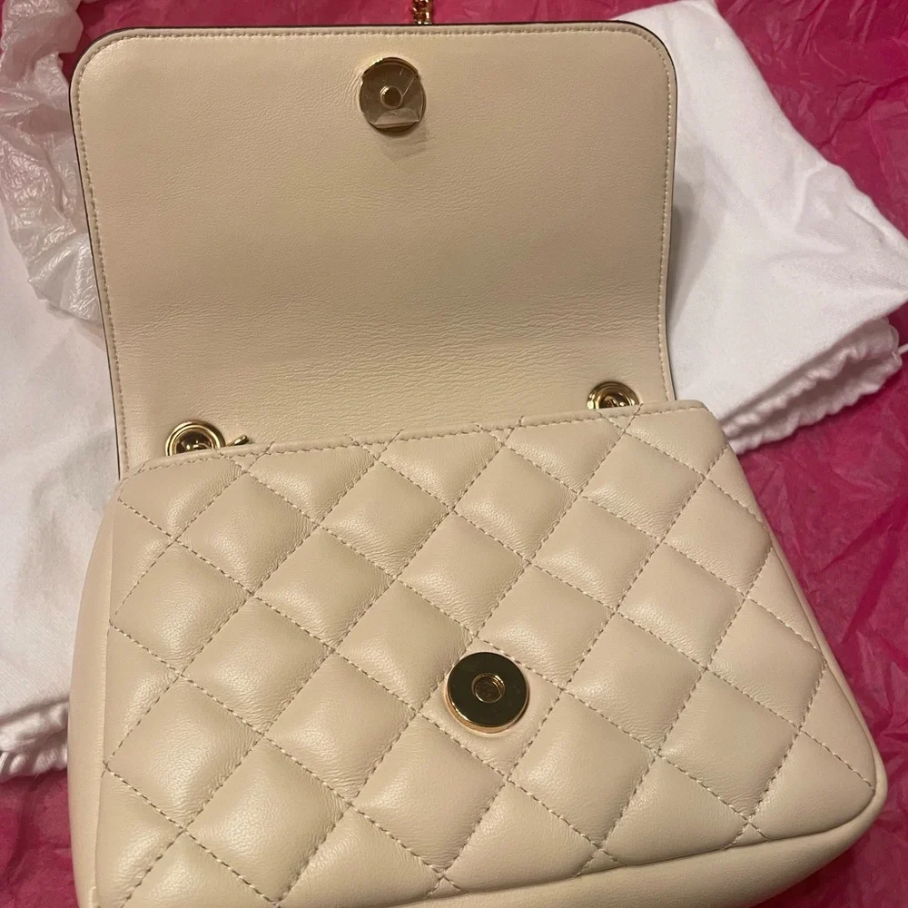 Versace La Medusa Quilted Nappa Leather Crossbody/Shoulder Chain Bag NWT - Picture 13 of 13